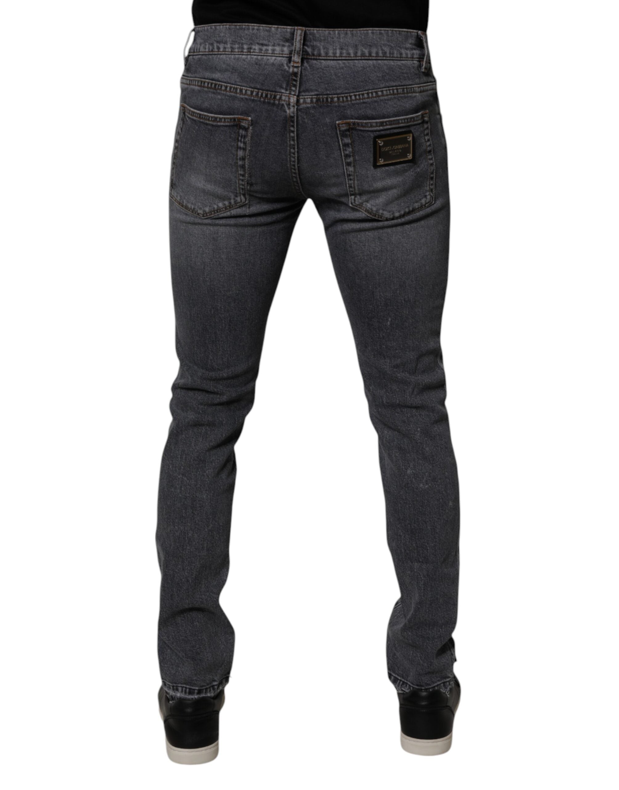 Jeans skinny en denim extensible gris foncé de Dolce & Gabbana, coupe ajustée et moderne, en coton de haute qualité.