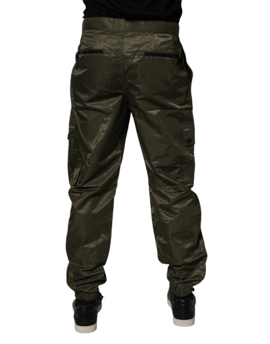 Pantalons cargo en nylon vert foncé de Dolce & Gabbana, style décontracté avec poches latérales et ceinture ajustable.
