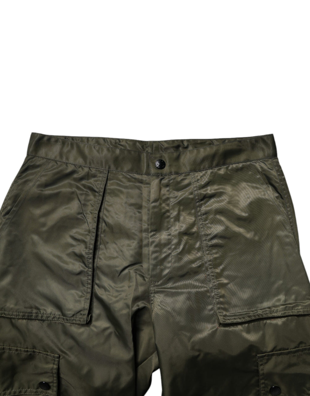 Pantalon cargo en nylon vert foncé de Dolce & Gabbana, style décontracté avec poches latérales et design moderne.