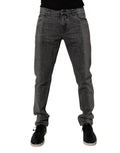 Jeans en denim gris deux tons de Dolce & Gabbana, coupe classique en coton, visibles détails de couture et ceinture.