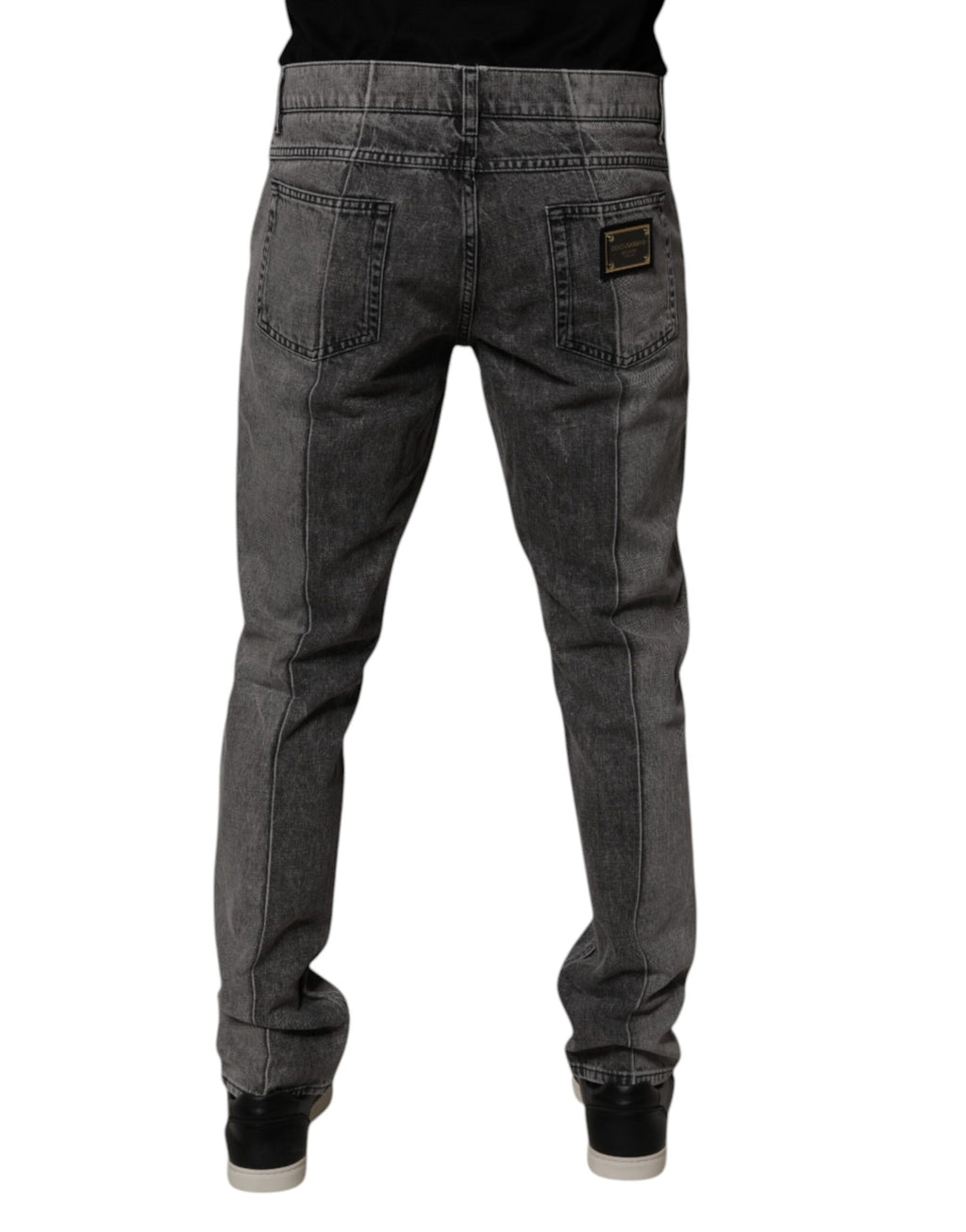 Jeans en denim gris deux tons Dolce & Gabbana en coton, coupe classique, détails modernes, visible sur l'image.