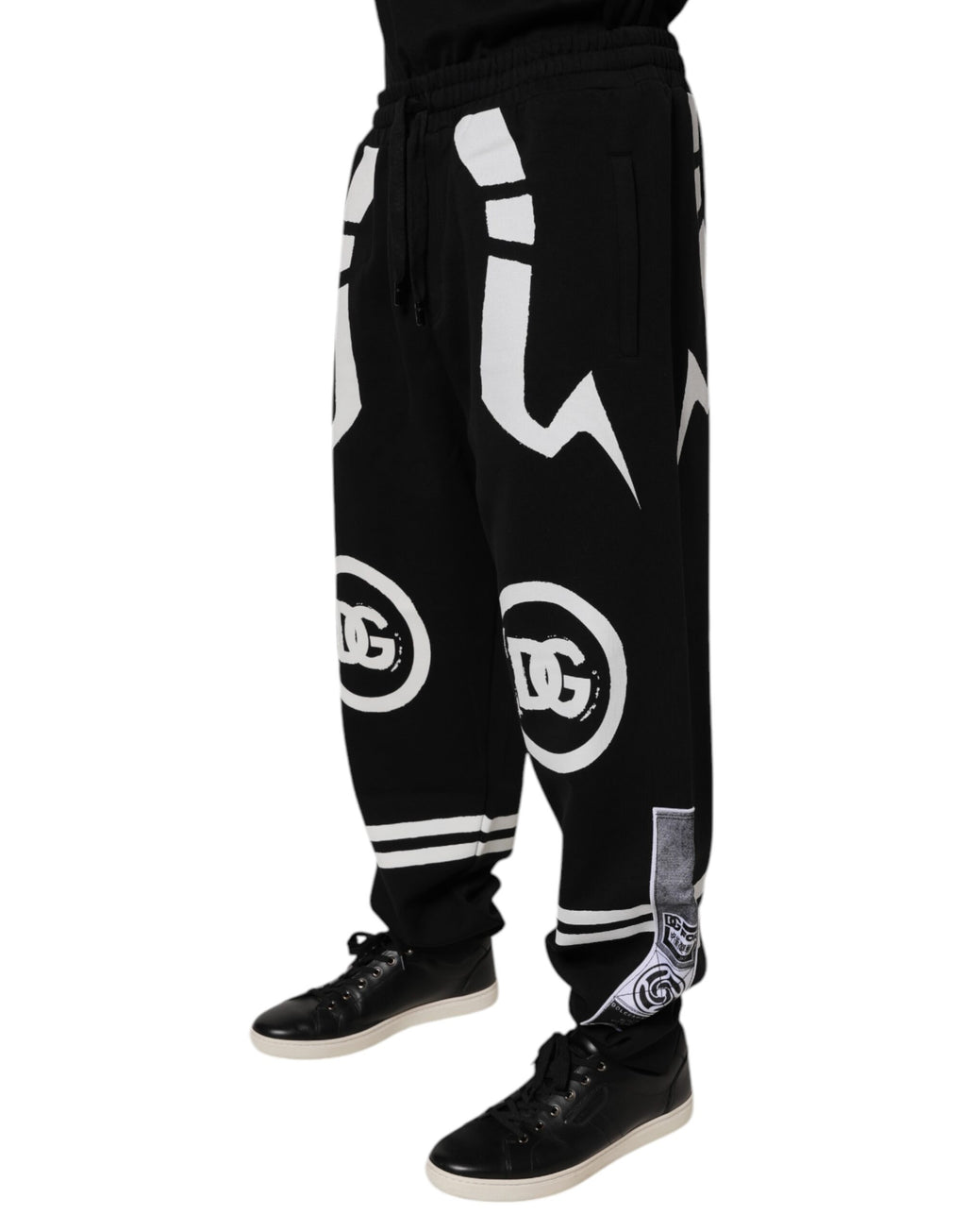 Pantalons joggers en coton noir Dolce & Gabbana avec logo, ajustés, doux et confortables, parfaits pour un style décontracté.