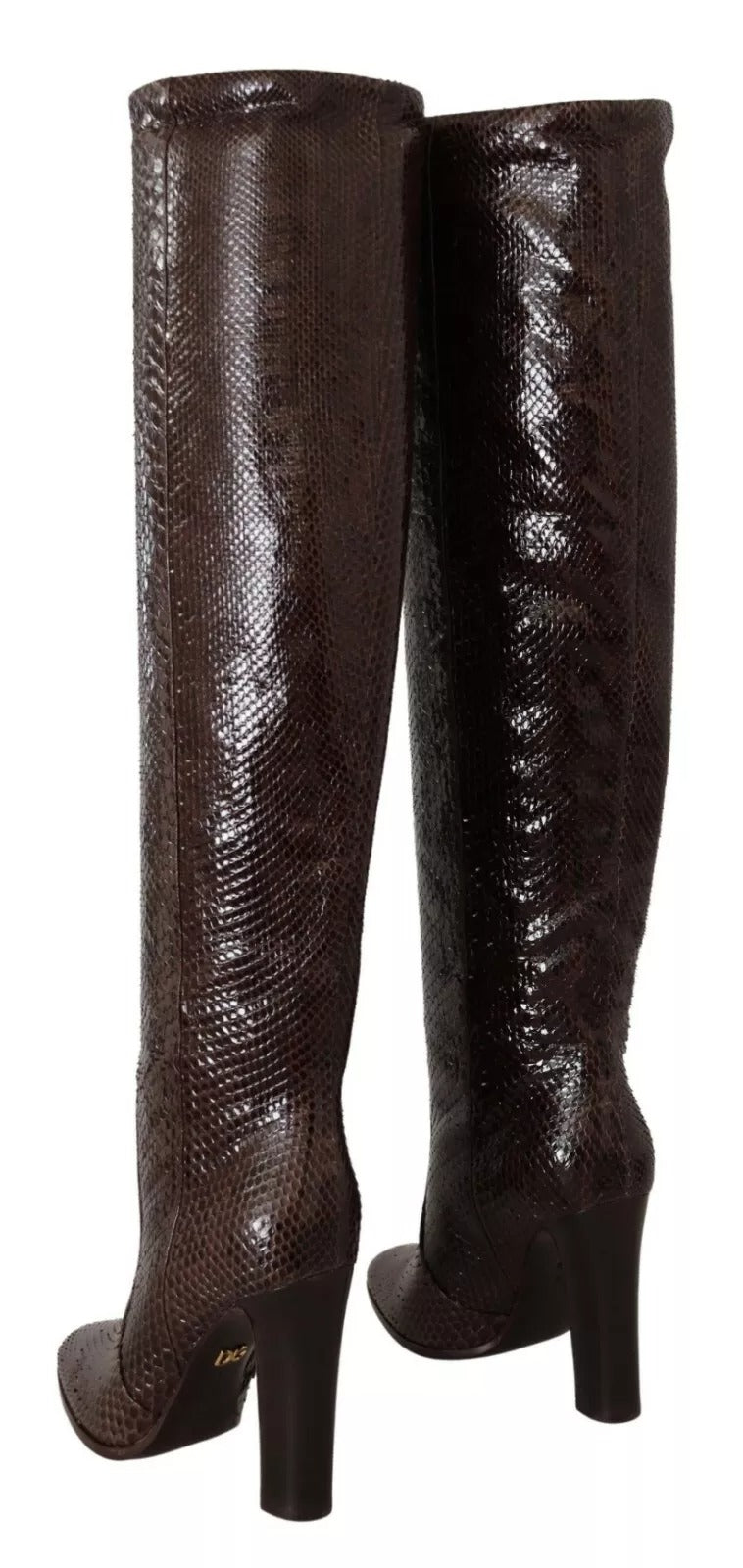 Chaussures Dolce & Gabbana, bottines hautes en cuir exotique marron, élégantes et sophistiquées, vues de face.