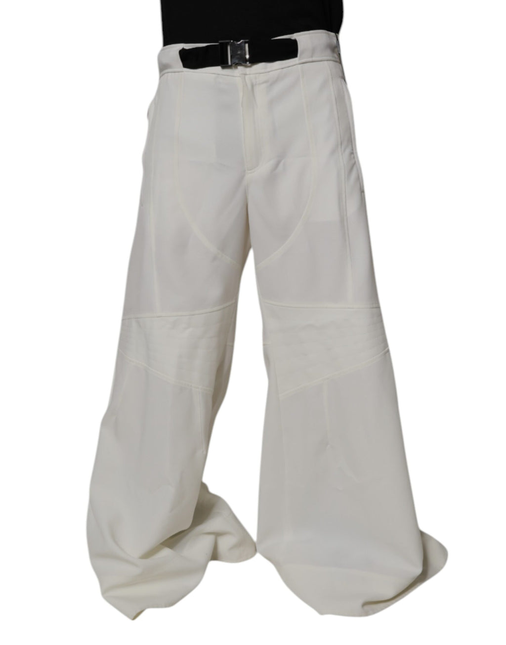 Pantalons blancs Dolce & Gabbana à taille moyenne et jambes larges, en tissu léger, visibles en image.