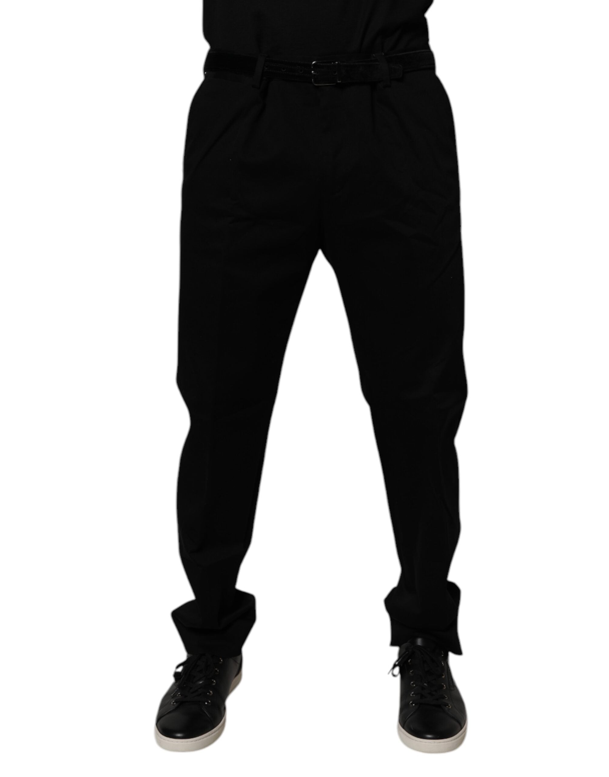 Pantalon homme Dolce & Gabbana noir en coton, coupe skinny, pantalon de costume formel élégant, vue de face sur un mannequin