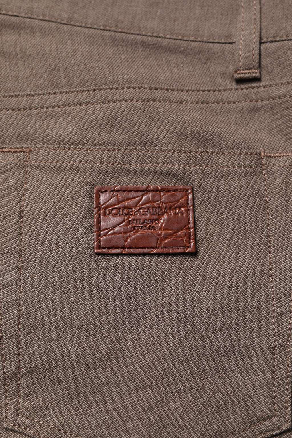 Pantalons chino en coton stretch marron de Dolce & Gabbana, pantalon décontracté pour homme ou femme.