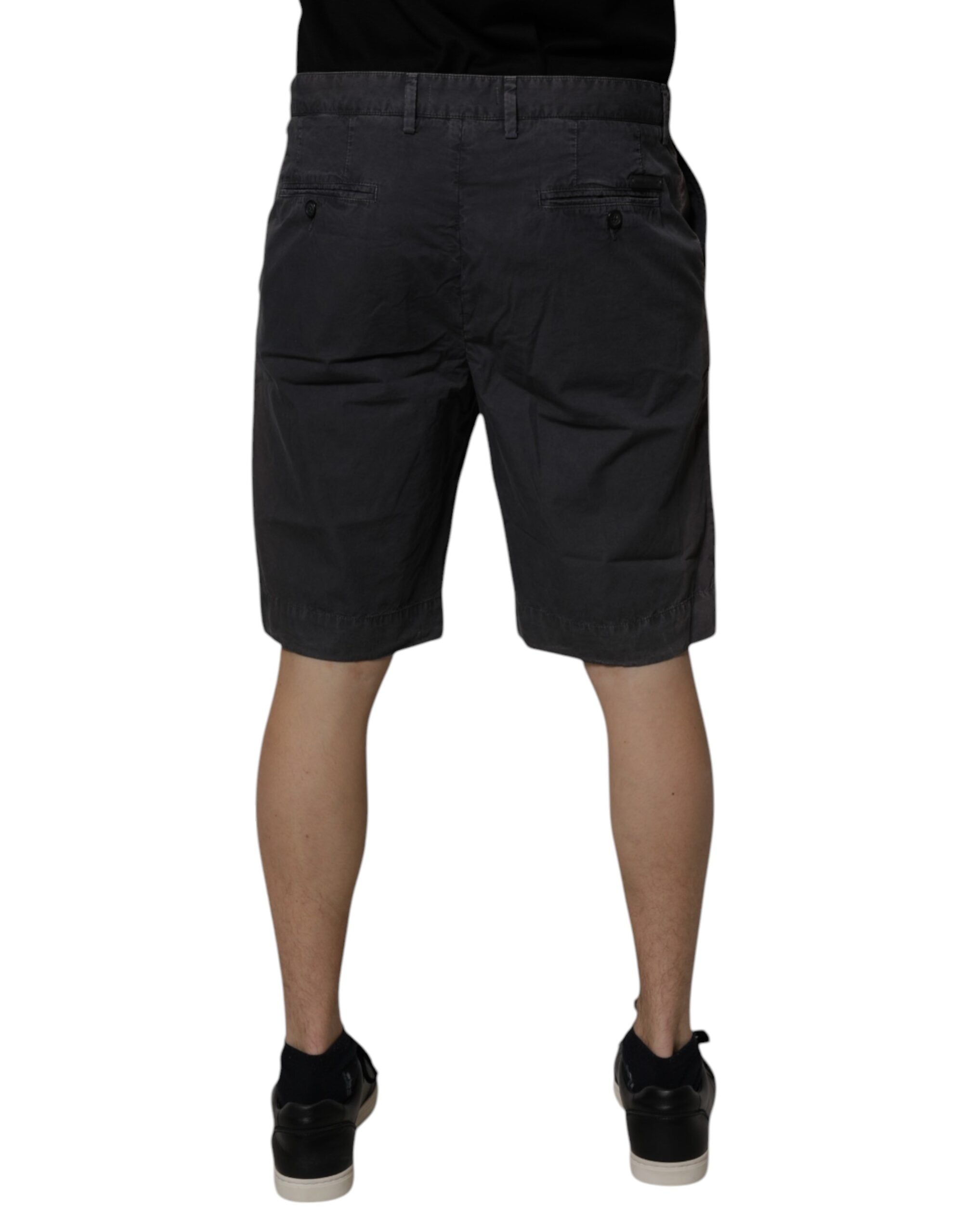 Shorts bermuda pour homme en coton gris foncé de Dolce & Gabbana, coupe mi-hauteur, style élégant et confortable.