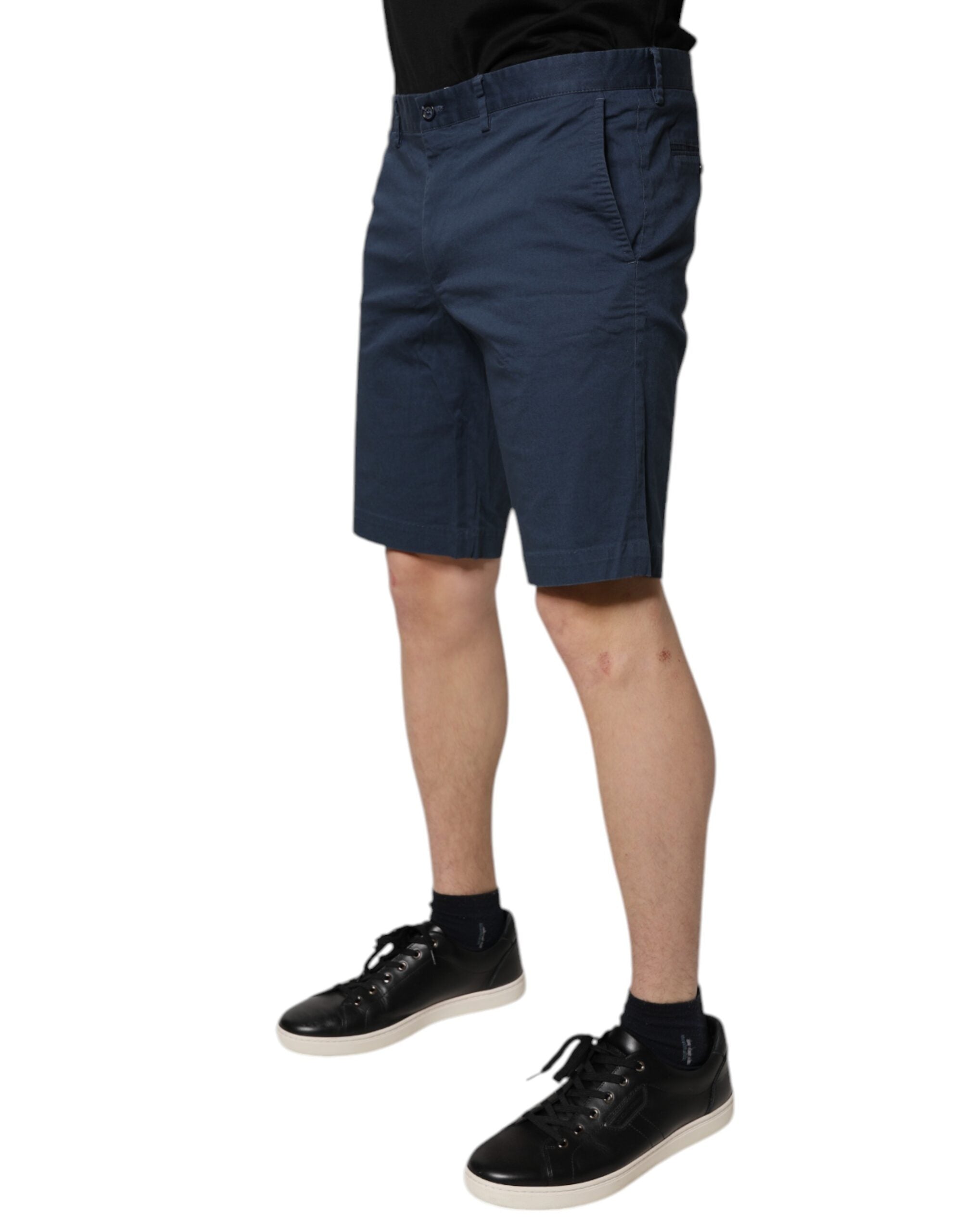Shorts bermuda en coton bleu pour homme de Dolce & Gabbana, taille mi-hauteur, style décontracté et élégant.