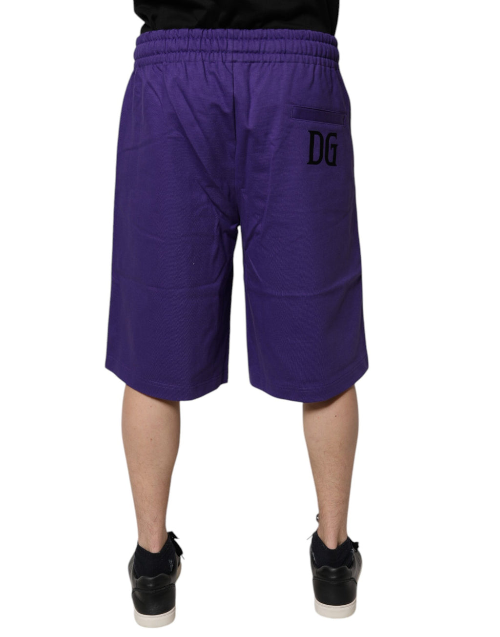 Shorts Bermuda pour homme en coton violet de Dolce & Gabbana, style décontracté et confortable.