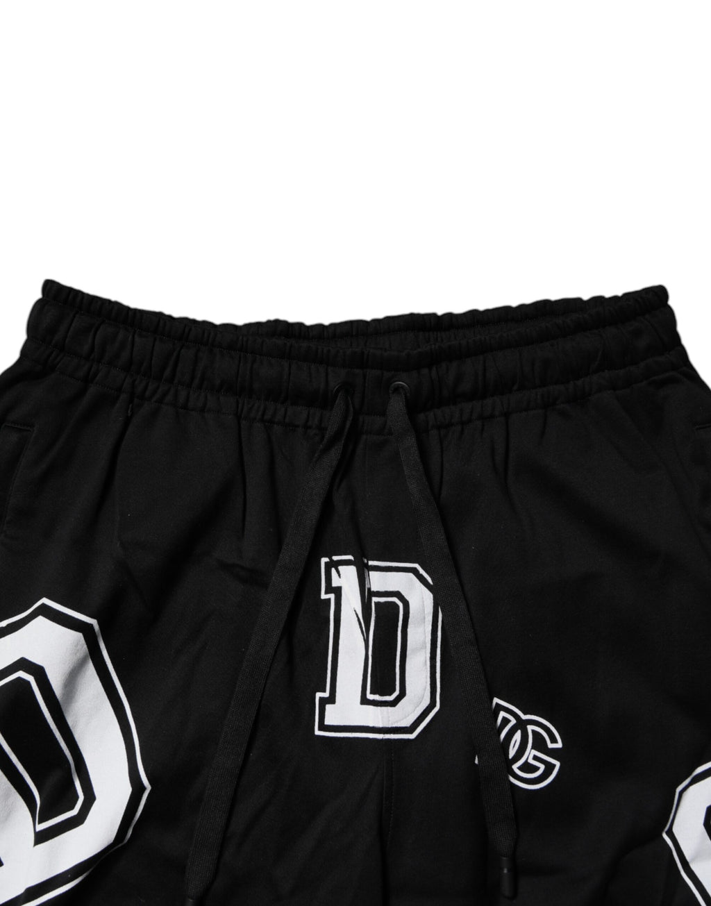 Shorts Bermuda en coton noir Dolce & Gabbana avec logo, vue de face, décontractés et confortables.