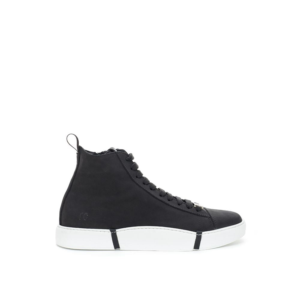 Baskets montantes en cuir suédé noir Roberto Cavalli, style élégant et moderne, avec détails sophistiqués visibles sur l'image.