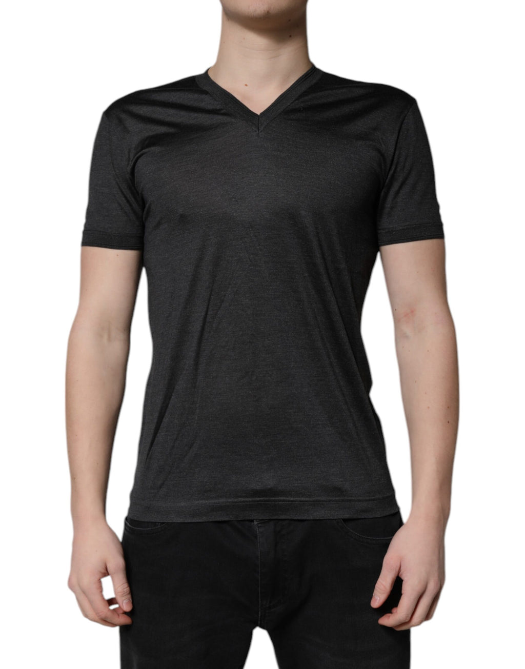 T-shirt en soie gris foncé Dolce & Gabbana à col en V et manches courtes, élégante et confortable.
