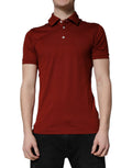 Polo homme rouge en coton Dolce & Gabbana avec logo DG sur le col, style élégant et décontracté.