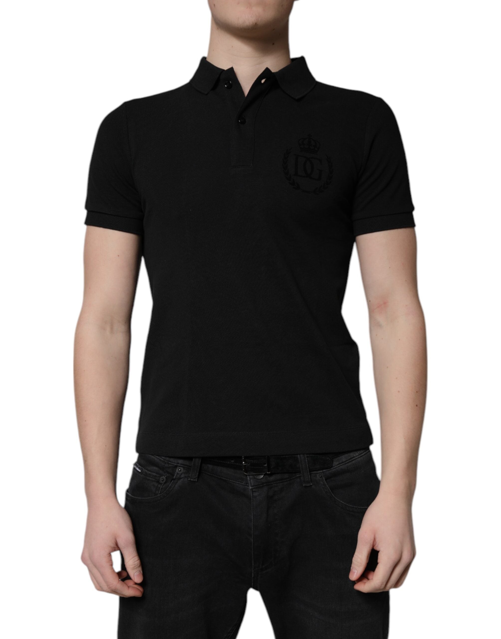 Polo noir en coton Dolce & Gabbana avec col et logo DG visible, style élégant pour homme.