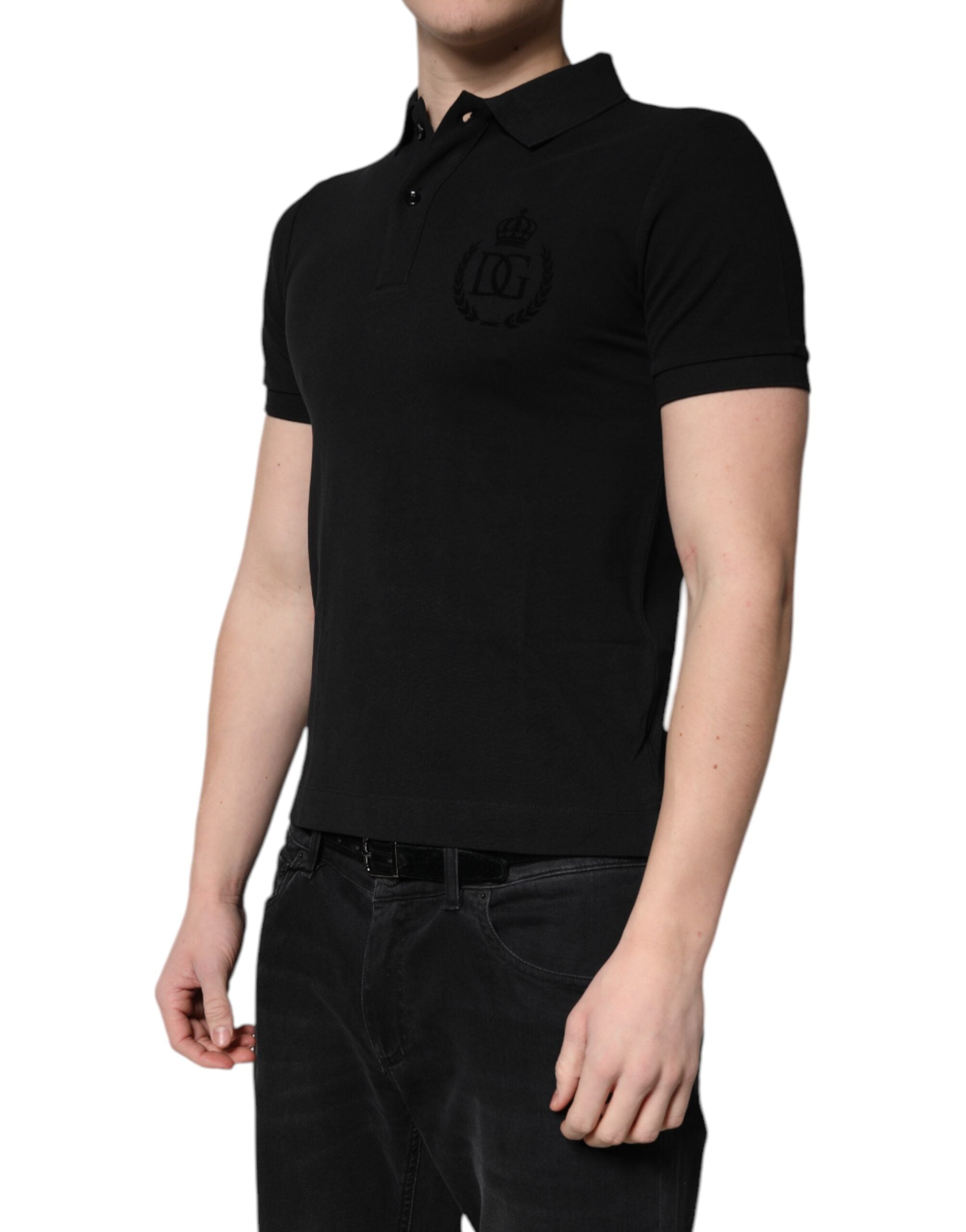 Polo noir Dolce & Gabbana en coton avec logo DG, col classique et coupe élégante.
