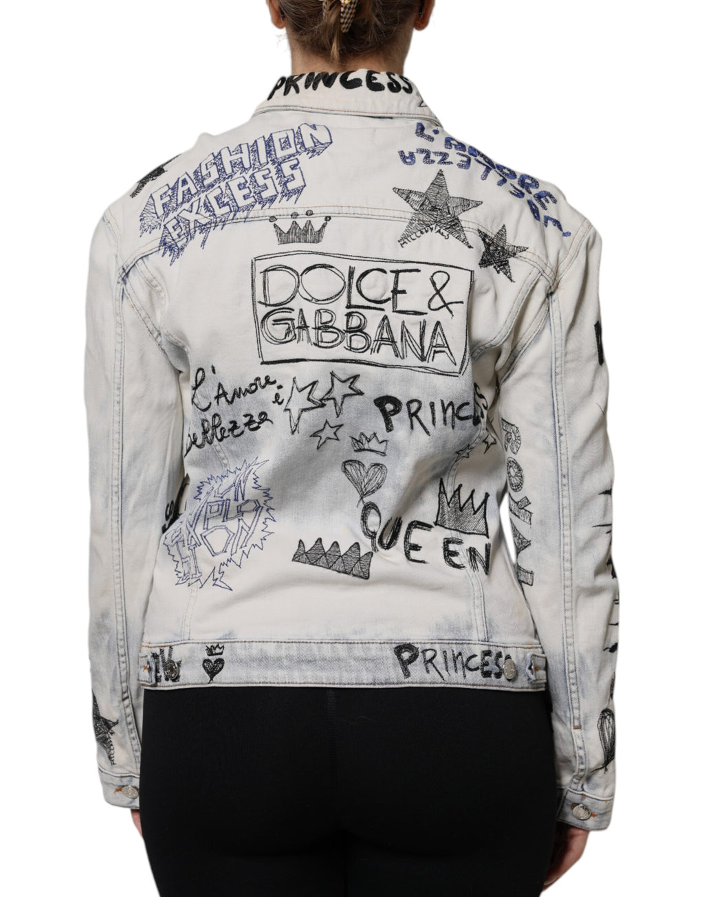 Veste en jean Dolce & Gabbana Light Blue Graffiti avec boutons, style décontracté et motifs graffiti visibles.