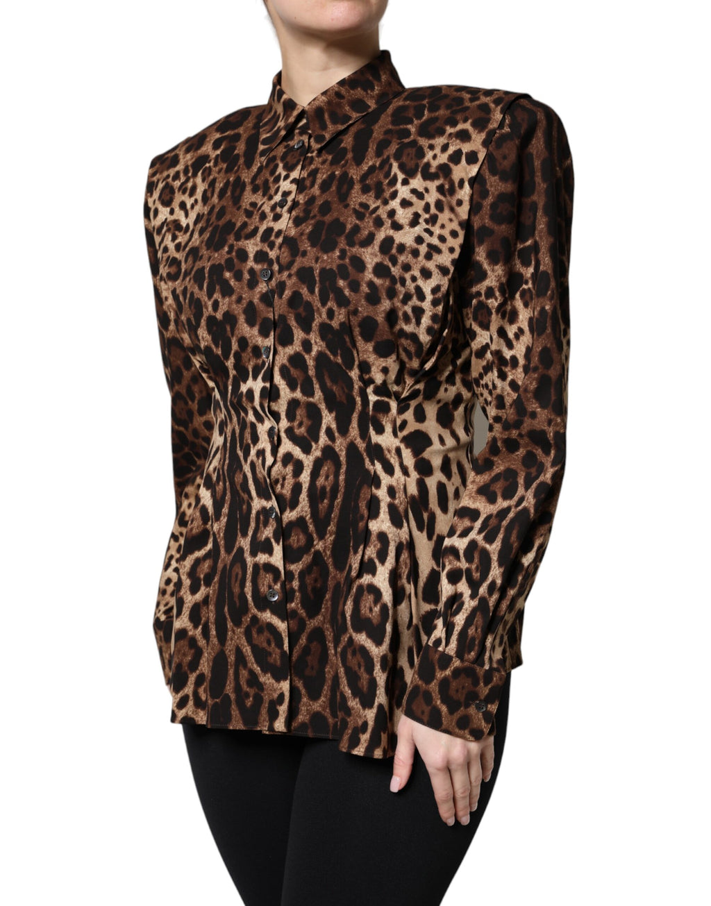 Veste Dolce & Gabbana en soie marron à motif léopard avec boutons, coupe élégante et détaillée.