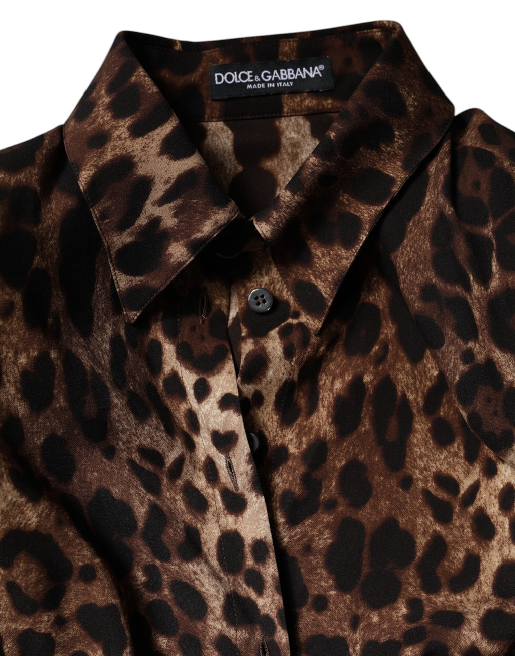 Manteau en soie à boutons de Dolce & Gabbana, brun avec motif léopard, veste élégante et tendance pour femme.
