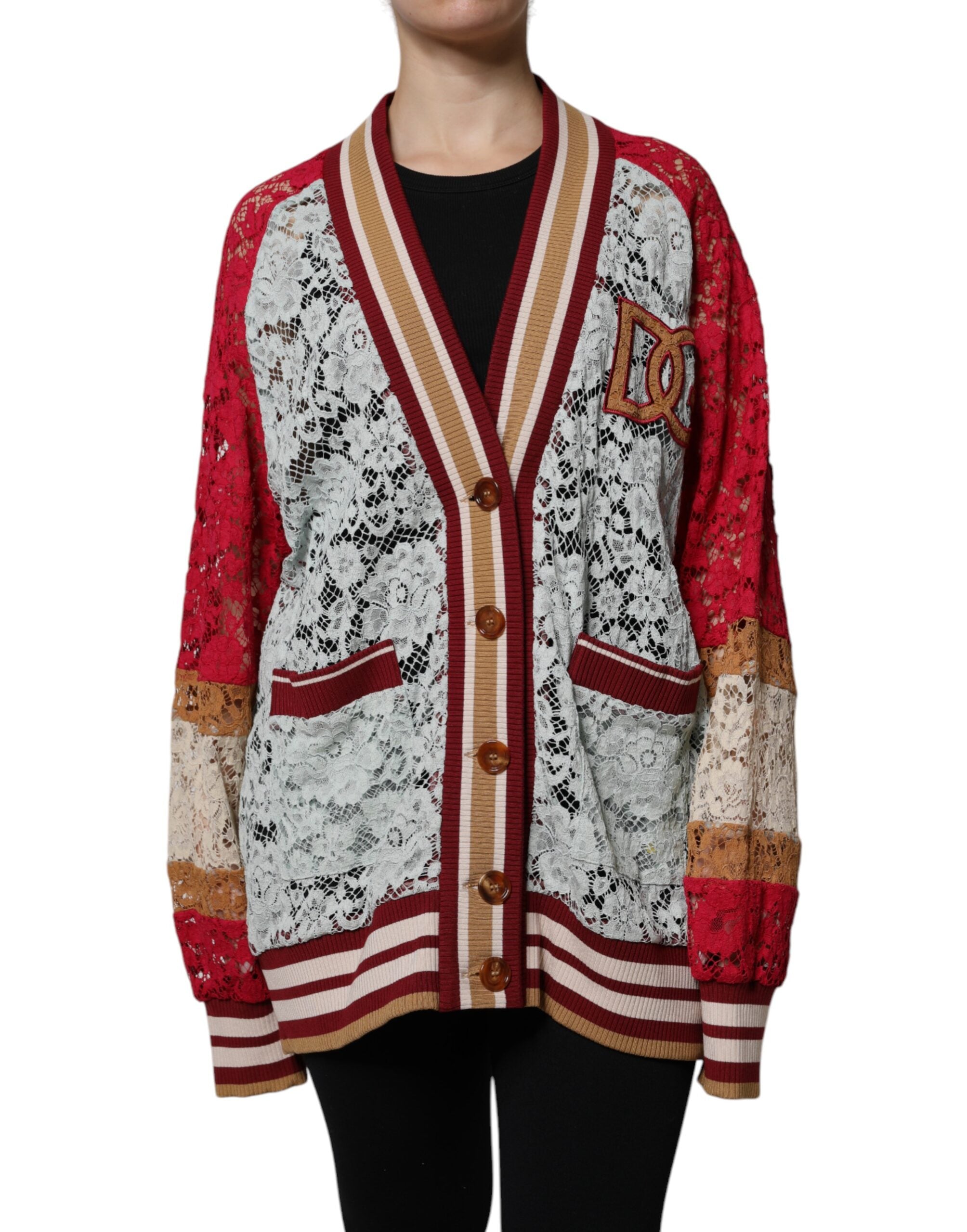 Cardigan en dentelle florale multicolore de Dolce & Gabbana, pull élégant avec motifs fleuris, vue de face sur fond neutre.
