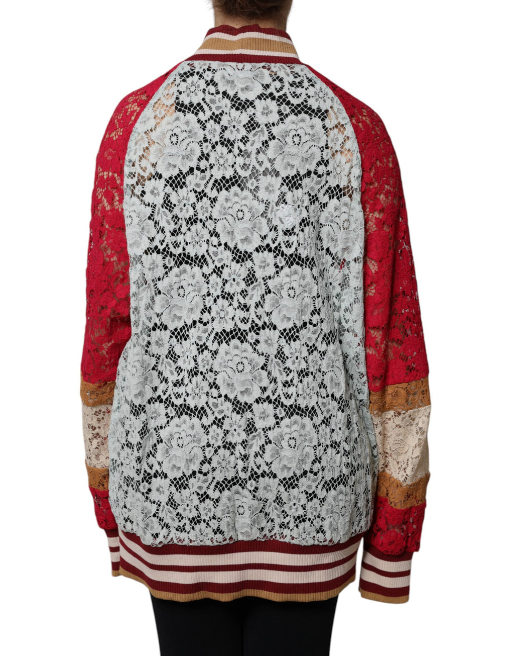 Cardigan Dolce & Gabbana à fleurs multicolores en dentelle, pull élégant avec motifs floraux, vêtement féminin sophistiqué.