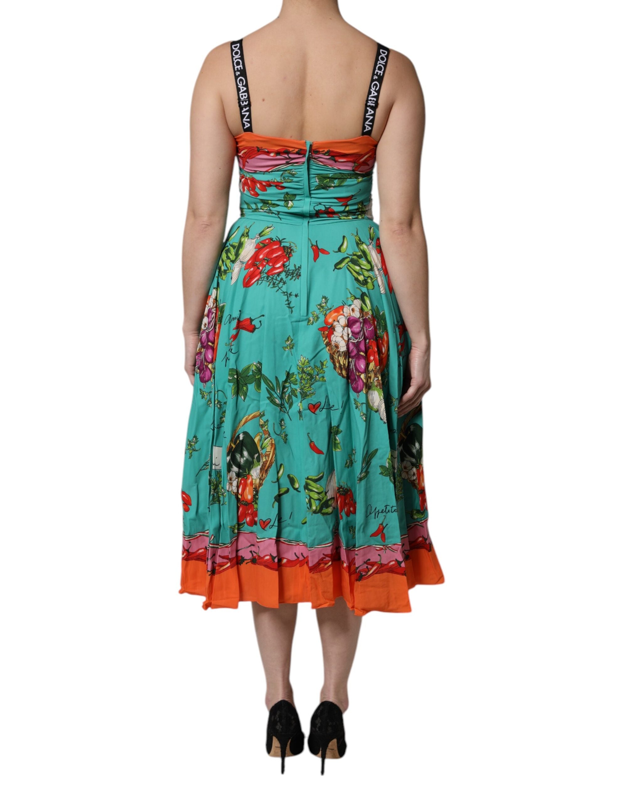 Robe midi sans manches en soie imprimée multicolore de Dolce & Gabbana, motif élégant et couleurs vives.