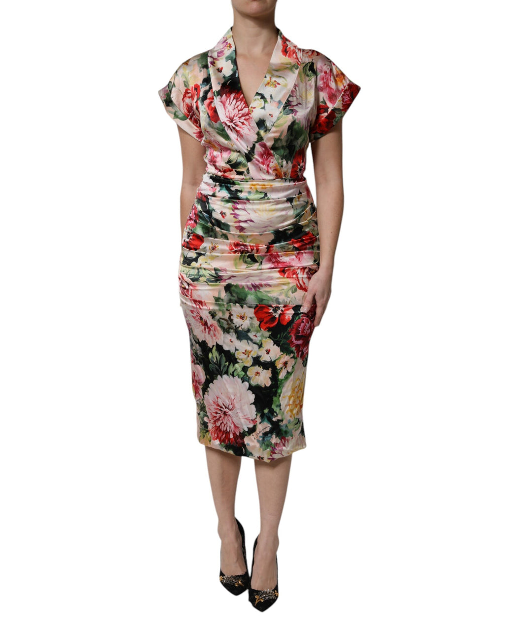 Robe midi à manches courtes Dolce & Gabbana à fleurs multicolores, coupe ajustée et élégante.