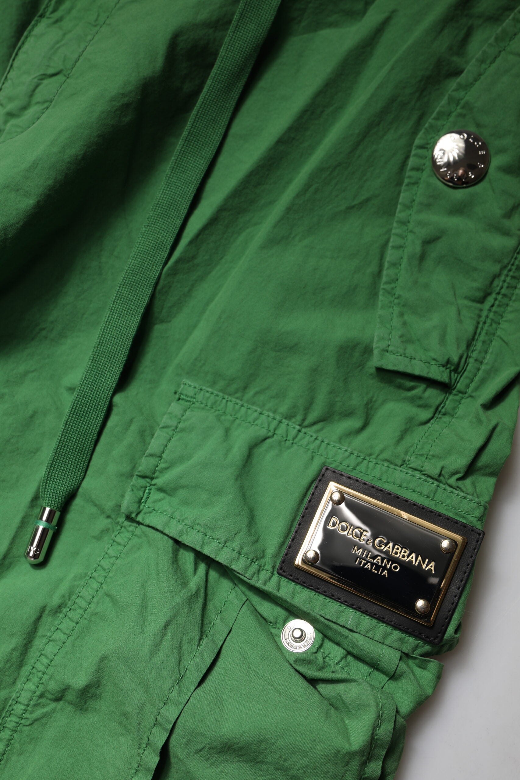 Pantalons cargo en coton vert à taille haute de Dolce & Gabbana, style décontracté et tendance.