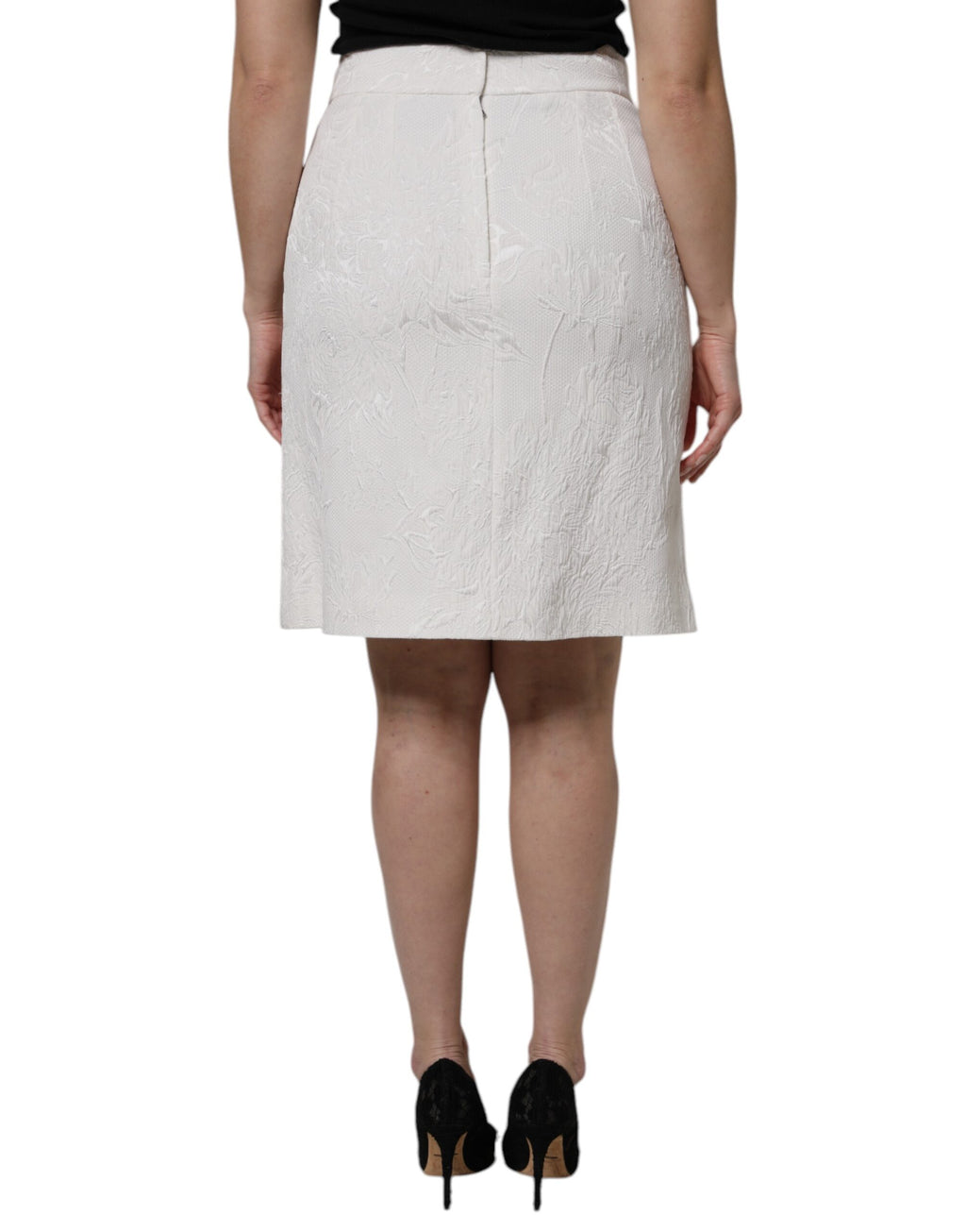 jupe crayon blanche à taille haute de Dolce & Gabbana, longueur au genou, style élégant et sophistiqué