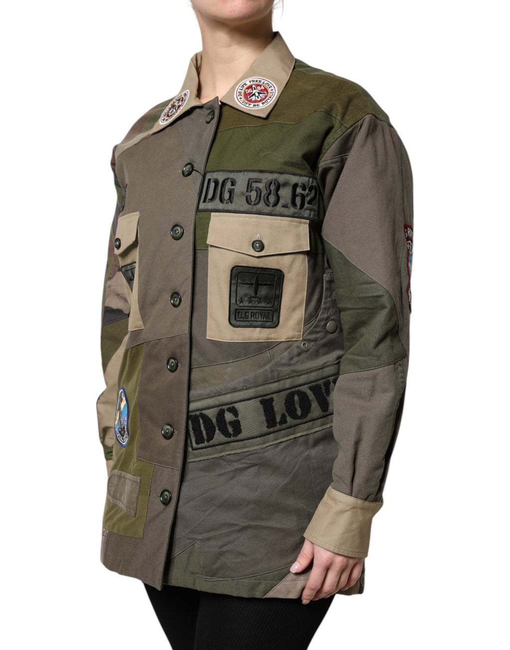 Veste en coton vert militaire Dolce & Gabbana avec boutons, mode masculine élégante et décontractée.