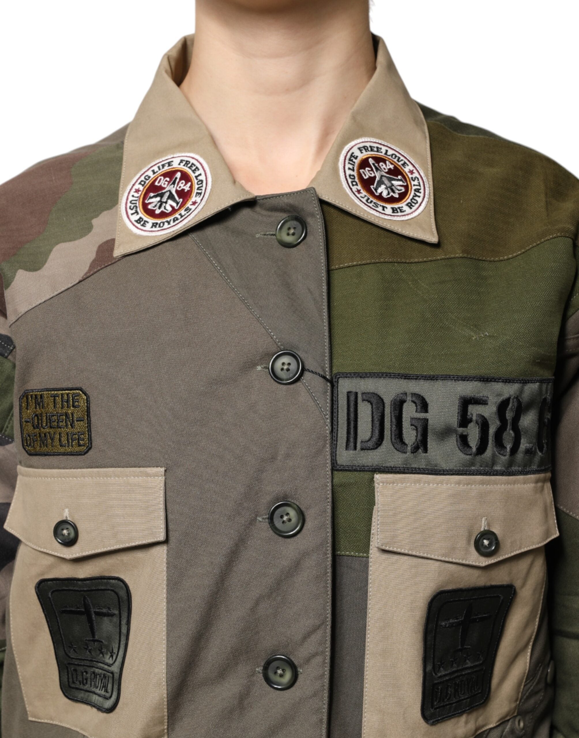 Veste chemise militaire en coton vert olive Dolce & Gabbana avec boutons, style élégante et tendance.