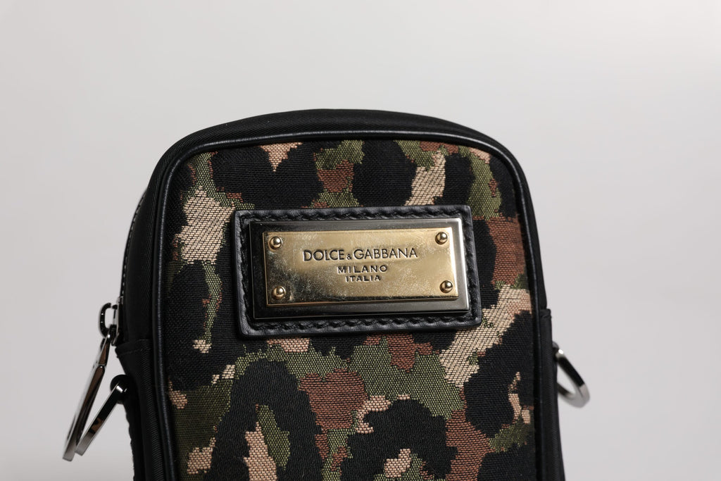 Sac à main Dolce & Gabbana à bandoulière en jacquard multicolore léopard avec logo et plaque élégante.