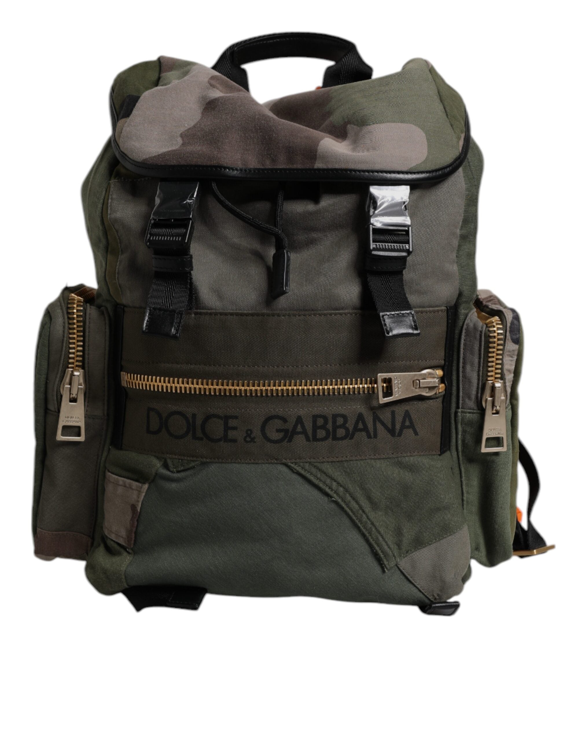 Sac à dos de voyage militaire vert patchwork Dolce & Gabbana, avec plusieurs poches et détails en tissu résistant.
