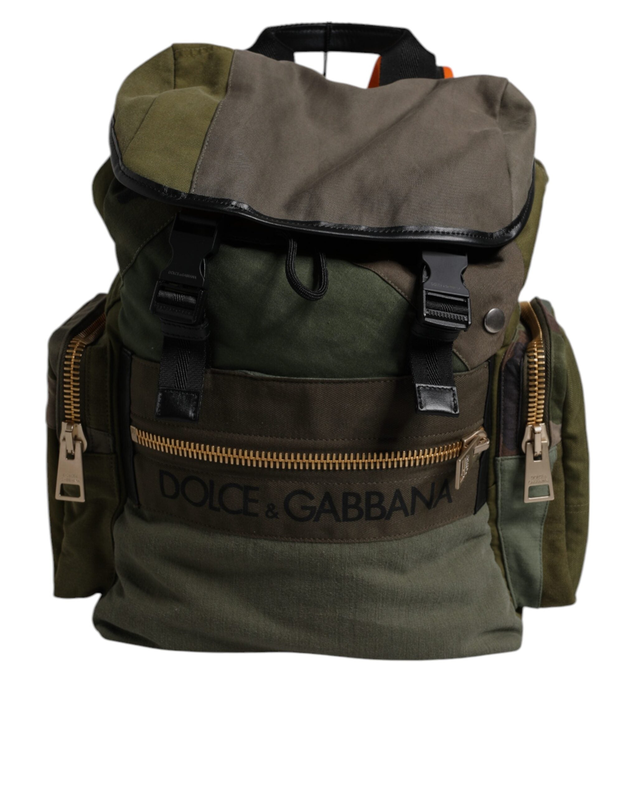 Sac à dos de voyage Dolce & Gabbana vert militaire avec patchwork, poches zippées et bretelles réglables.