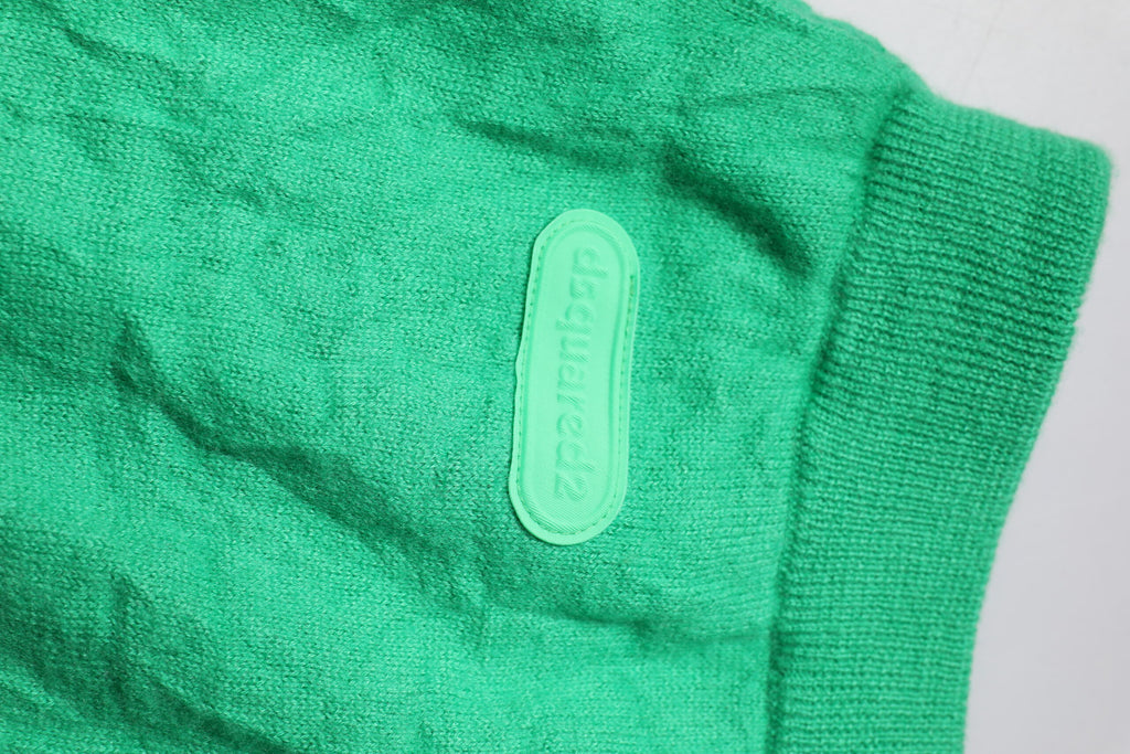Pantalon casual homme en coton vert avec taille élastique de la marque Dsquared², vue de face.