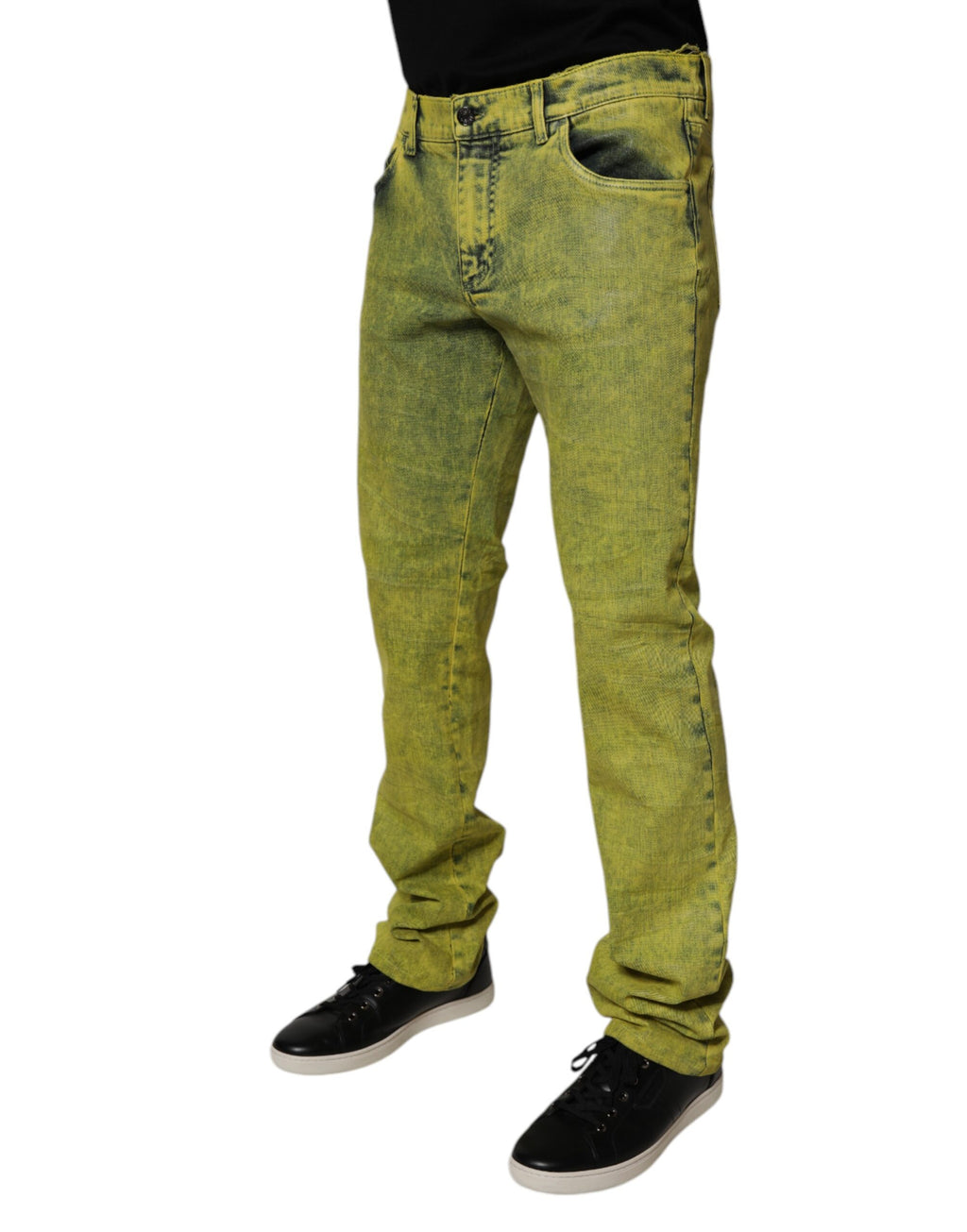 Jeans skinny en coton stretch jaune de Dolce & Gabbana pour homme, denim ajusté et tendance visible sur l'image.