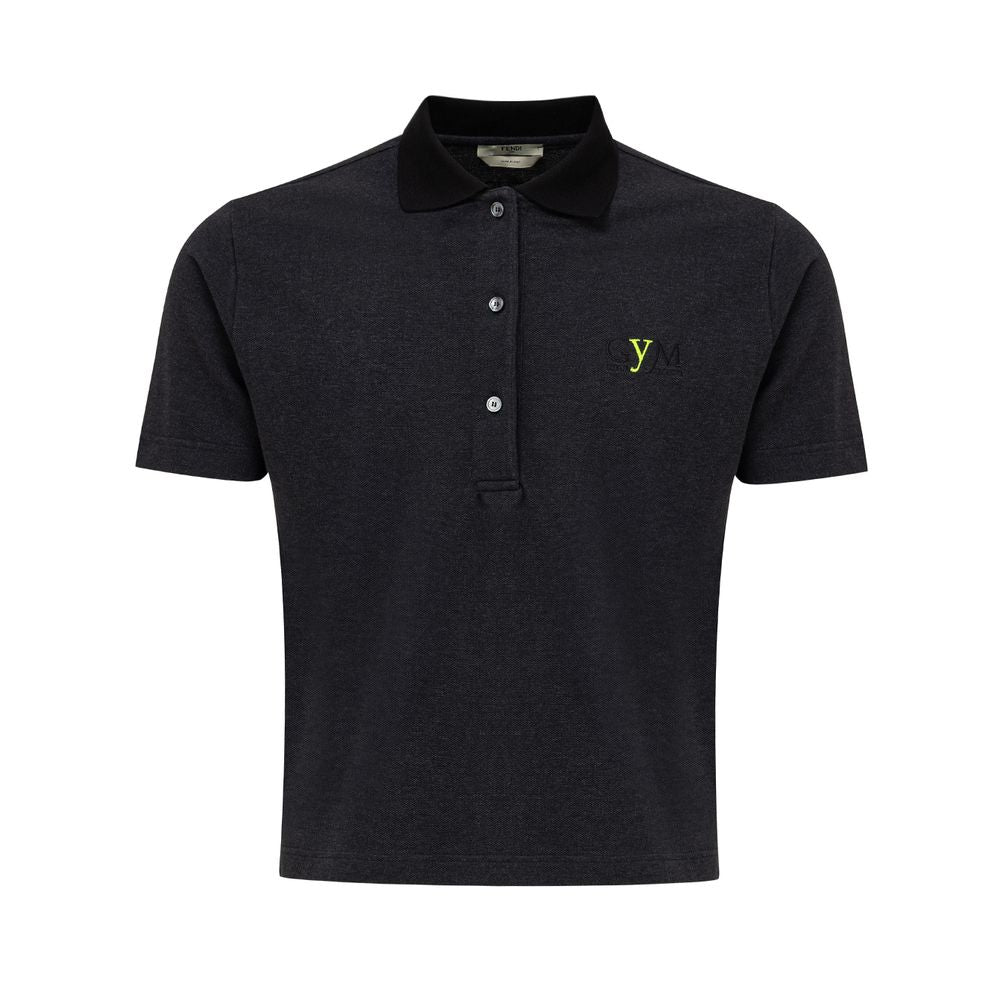 Chemise polo noire en coton de la marque Fendi, vue en gros plan, avec col et logo discret visible.