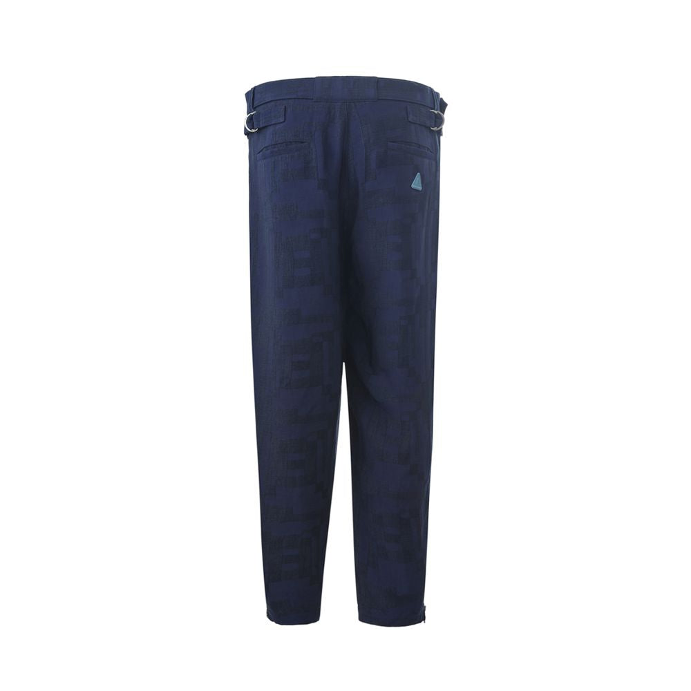 Pantalons décontractés en lin bleu de la marque Emporio Armani, vue de face, avec coupe élégante et détails minimalistes.