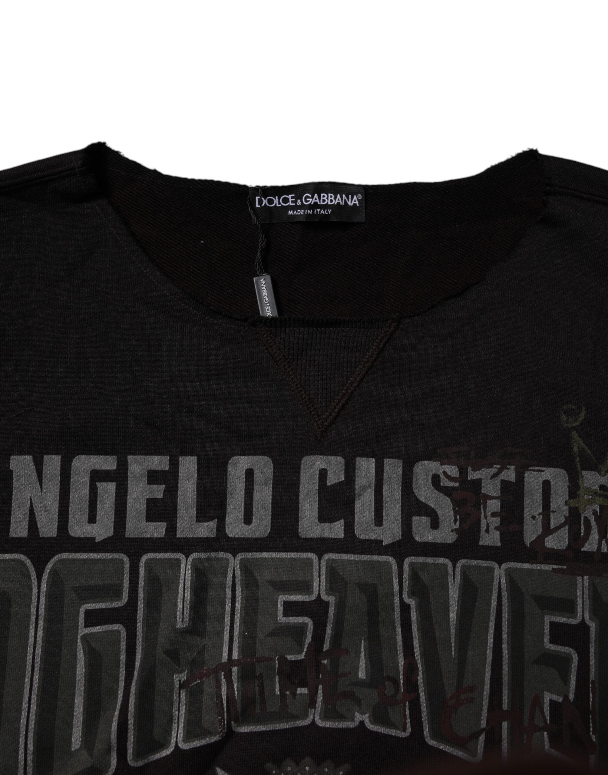 Pull-over à col rond noir Dolce & Gabbana DG Heaven en laine, visible en gros plan sur le modèle.