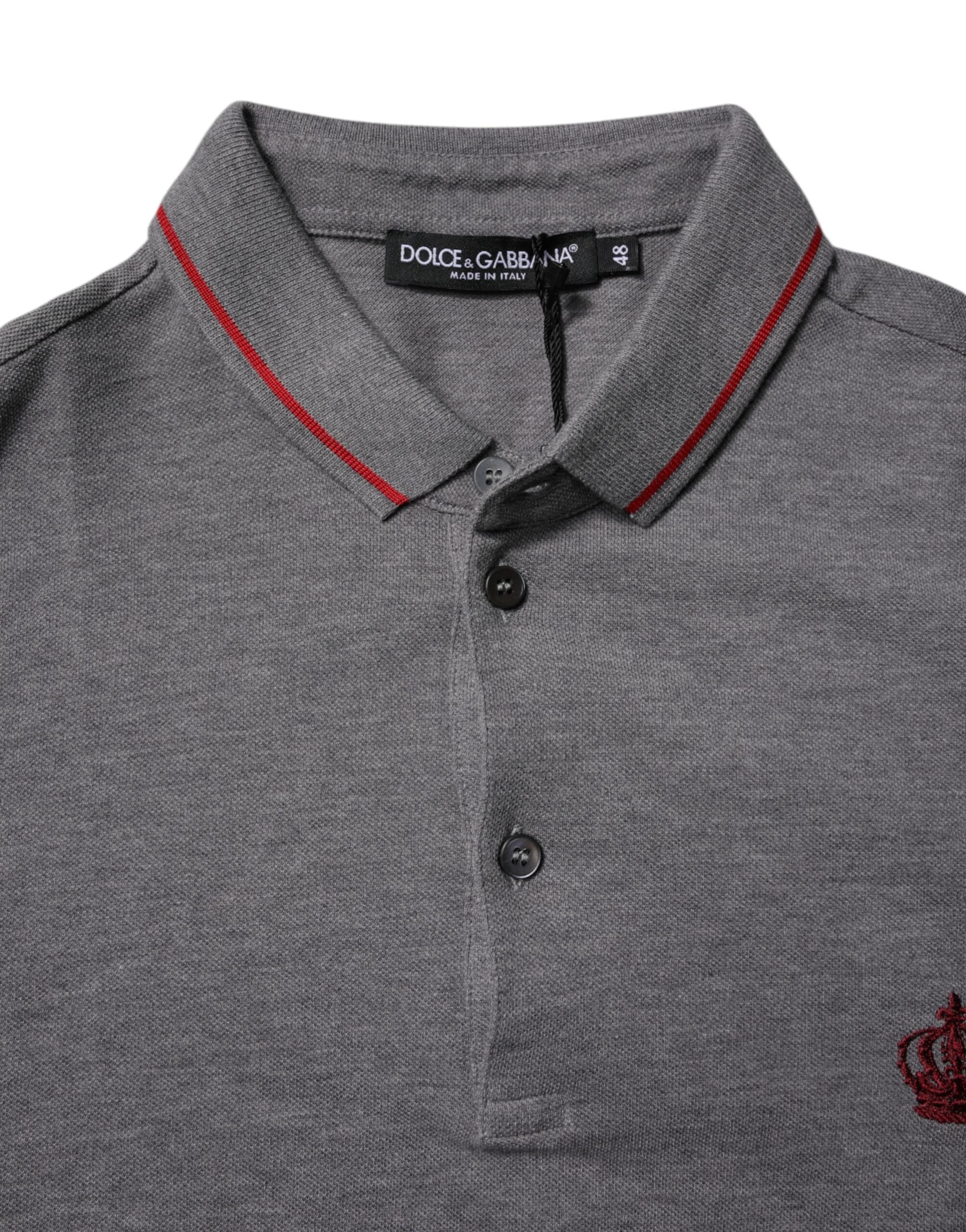 T-shirt polo en coton gris Dolce & Gabbana avec col en forme de couronne, détails élégants et logo discret.