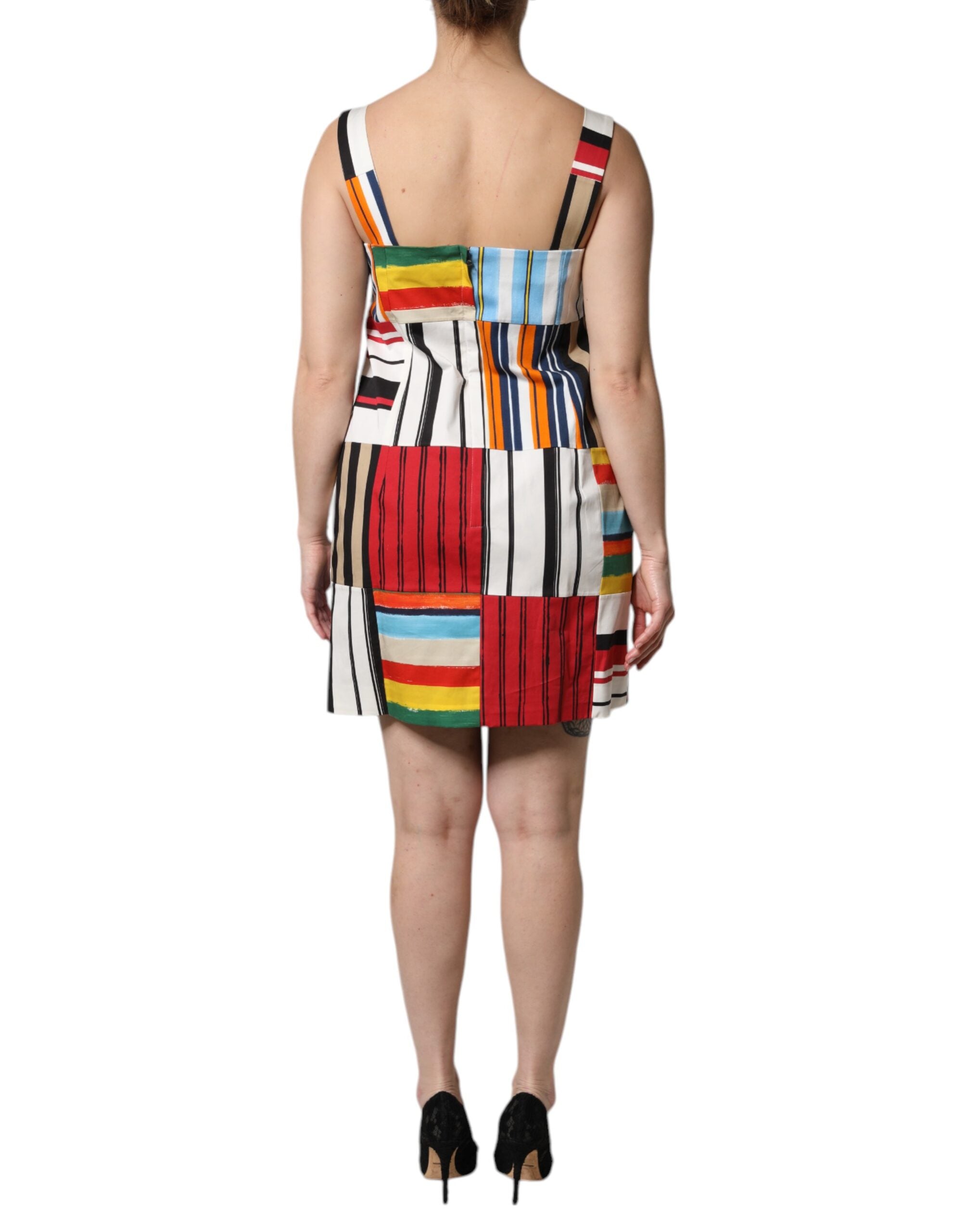Robe sans manches Dolce & Gabbana en coton rayé multicolore, élégante et légère, visible en détail sur cette image.