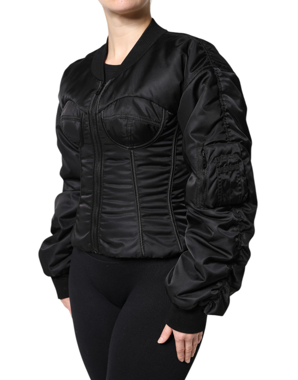 Veste corset noire en nylon Dolce & Gabbana avec fermeture éclair intégrale, ajustée et élégante, vue de face.