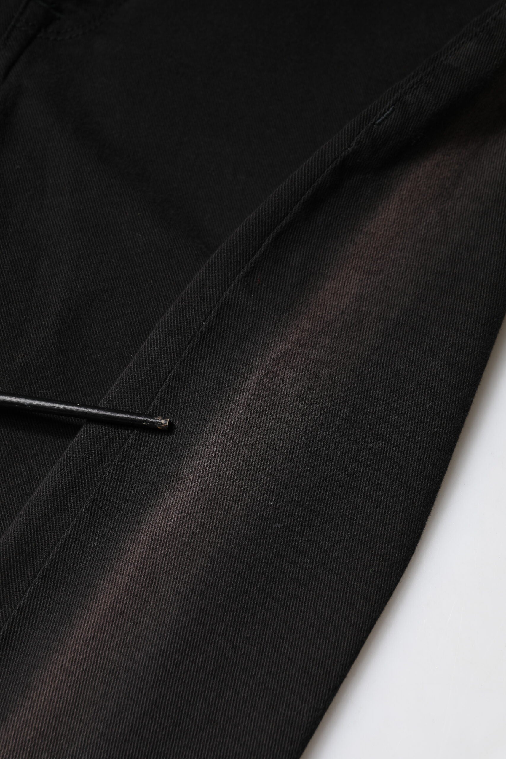 Jeans skinny en denim noir à taille moyenne de Dolce & Gabbana, coupe ajustée, en coton.