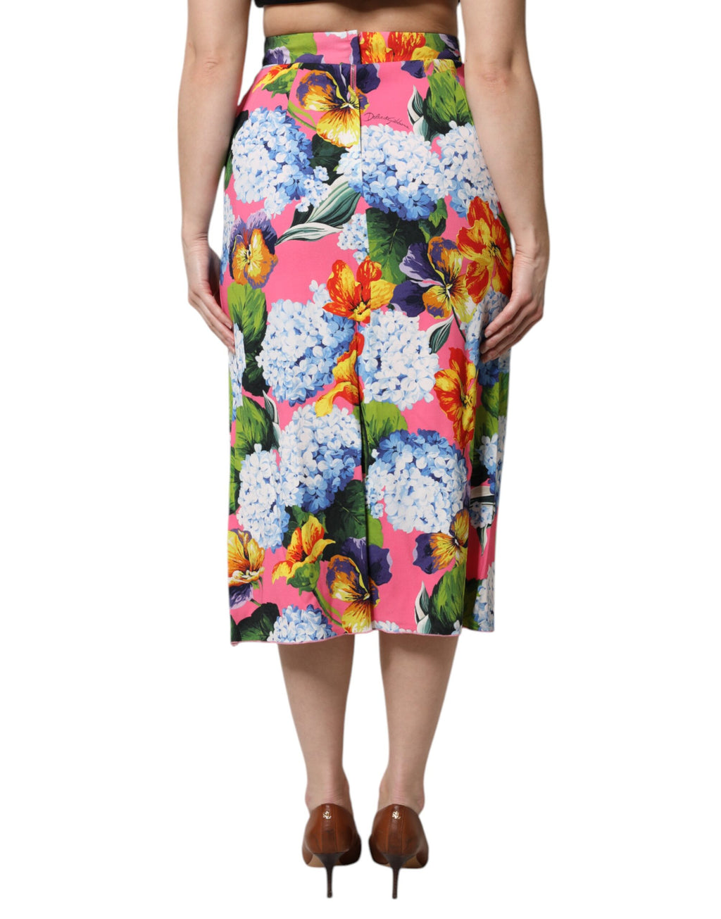 Jupe midi à taille haute Dolce & Gabbana à motifs floraux multicolores, en tissu léger et élégant.