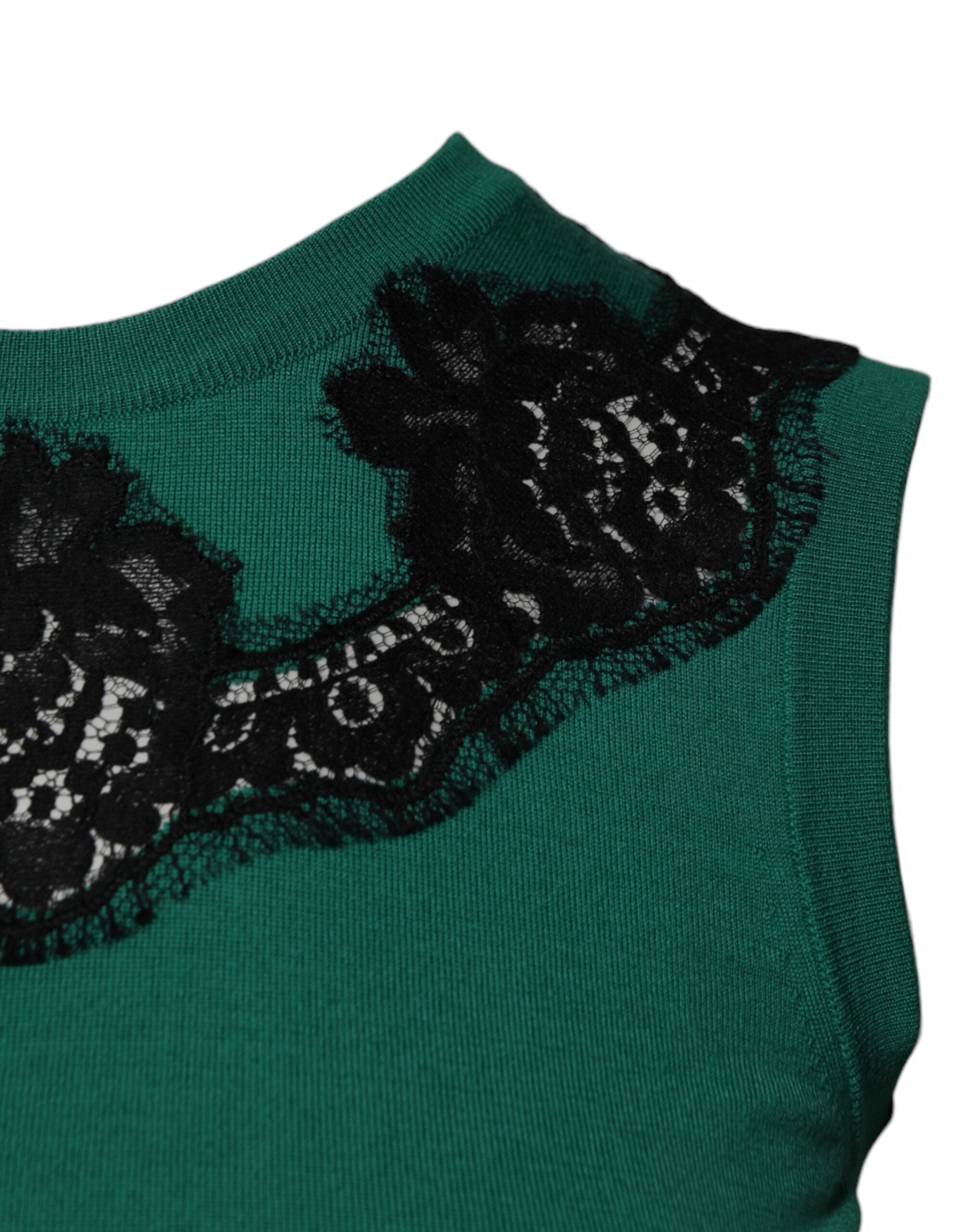 Débardeur sans manches en laine verte de Dolce & Gabbana avec détails en dentelle, mode élégante et sophistiquée.