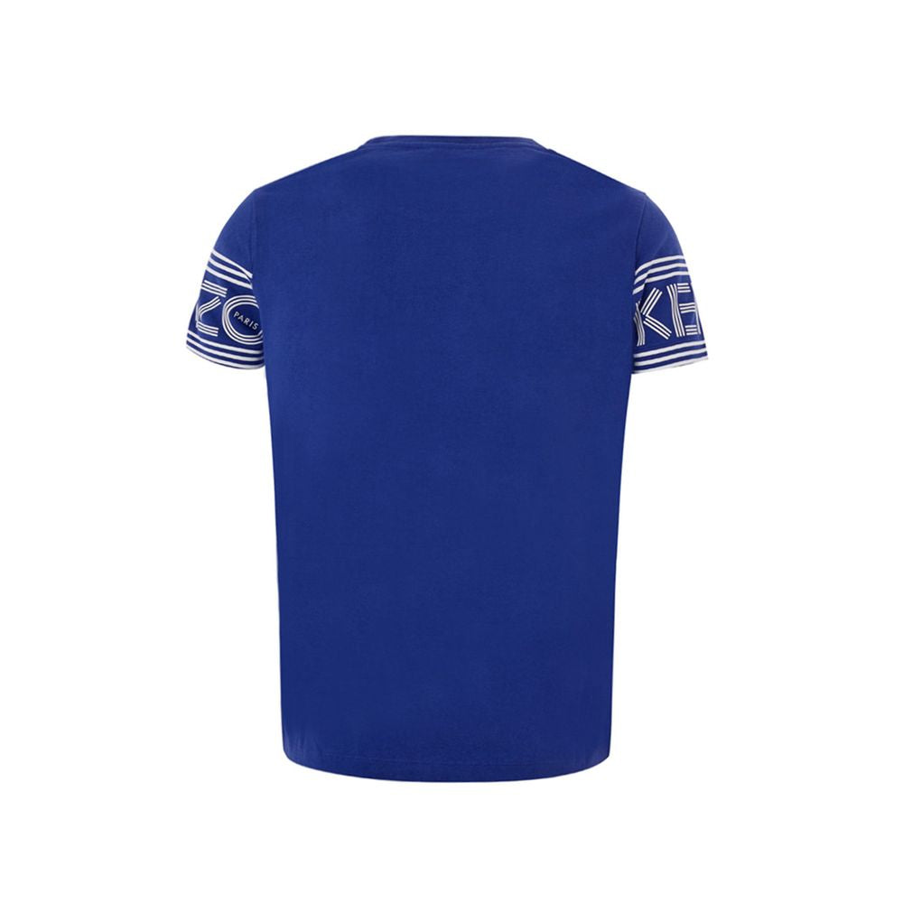 T-shirt en coton bleu Kenzo, coupe classique, avec logo Kenzo visible sur la poitrine, porté sur un mannequin.