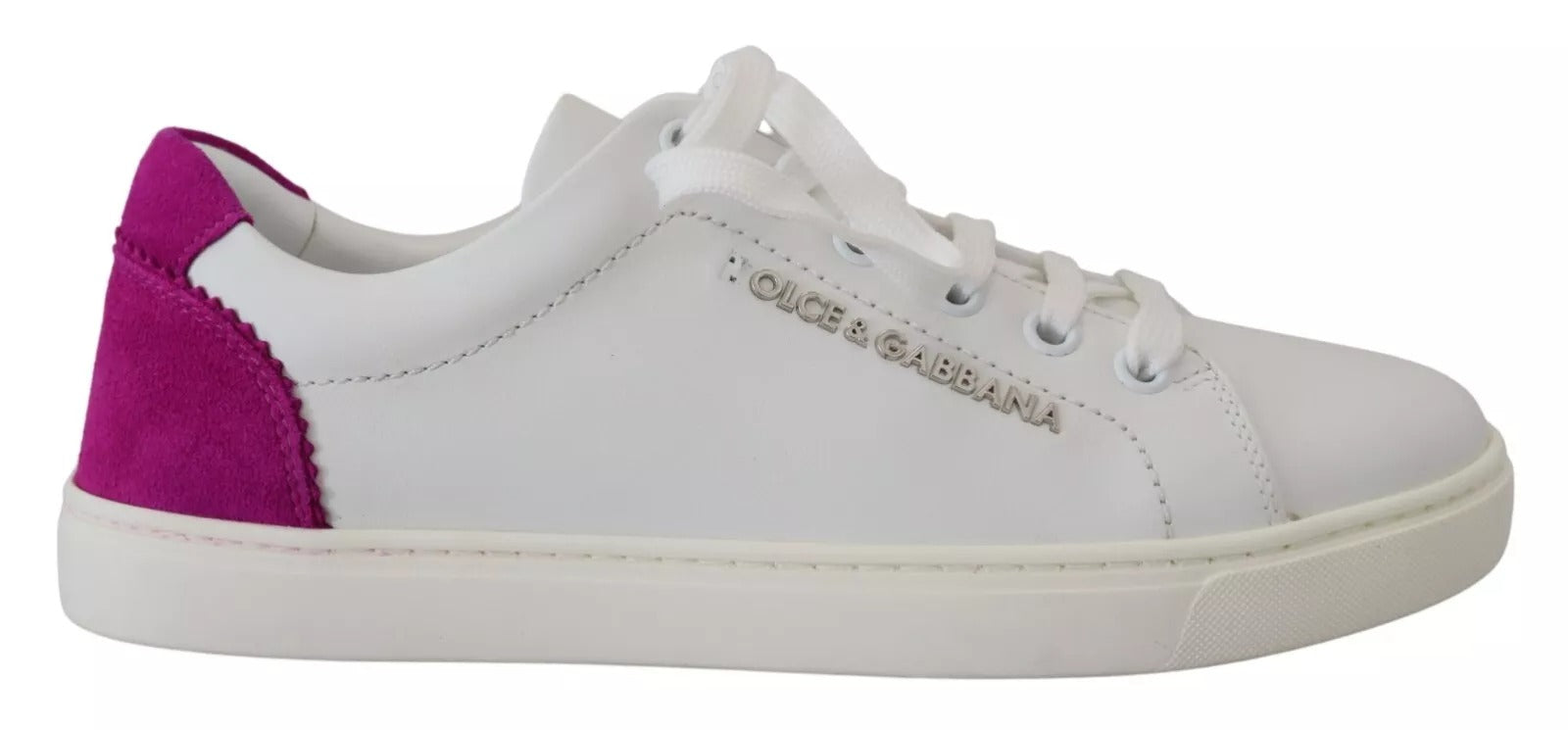 Chaussures classiques blanches pour femmes Dolce & Gabbana en cuir, baskets élégantes et modernes.