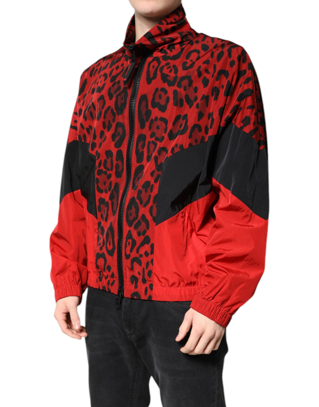 Veste bomber en nylon rouge à motif léopard de Dolce & Gabbana, zip complet, style élégant et tendance.