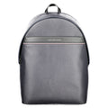 Sac à dos homme Tommy Hilfiger bleu en polyuréthane avec poignées et compartiments visibles, style moderne et pratique.
