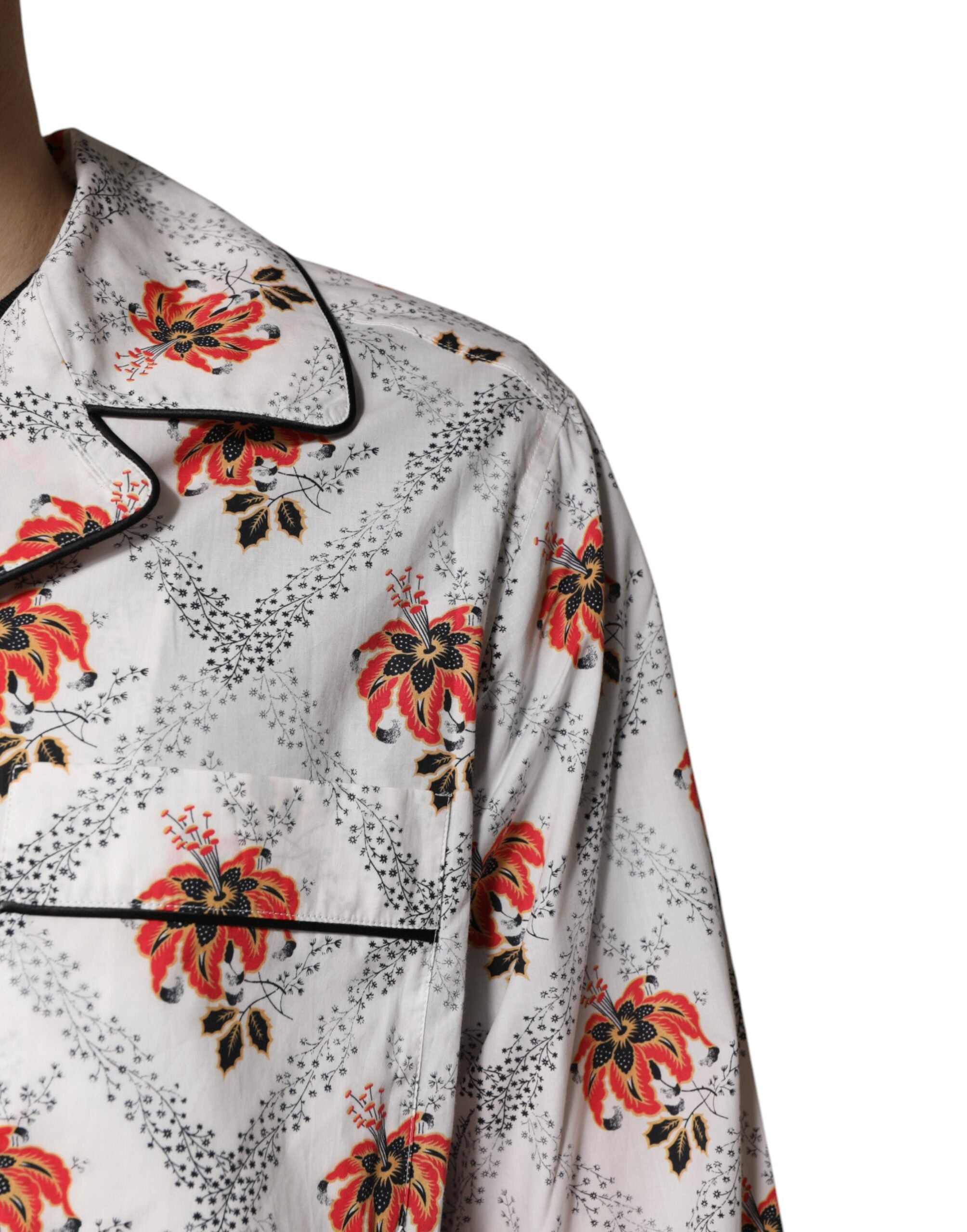 Pyjama Dolce & Gabbana en coton à imprimé floral multicolore, ensemble de vêtements de nuit confortables et élégants.
