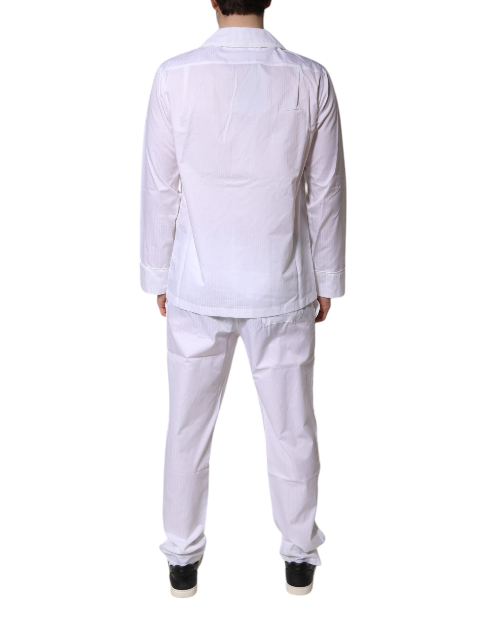 Pyjama Dolce & Gabbana en coton blanc avec chemise et pantalon, ensemble de vêtements de nuit élégants et confortables.